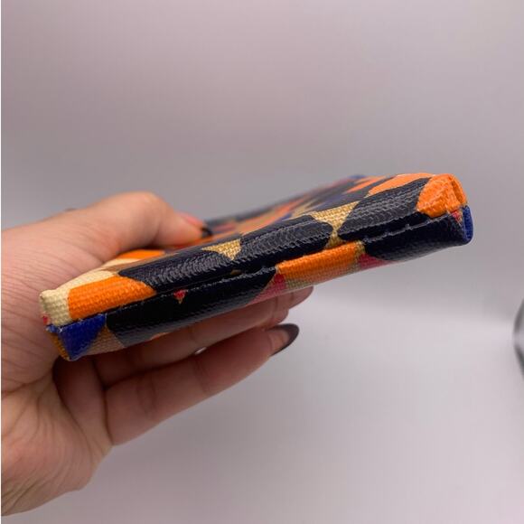 FOSSIL Cardholder Wristlet - Picture 3 of 8